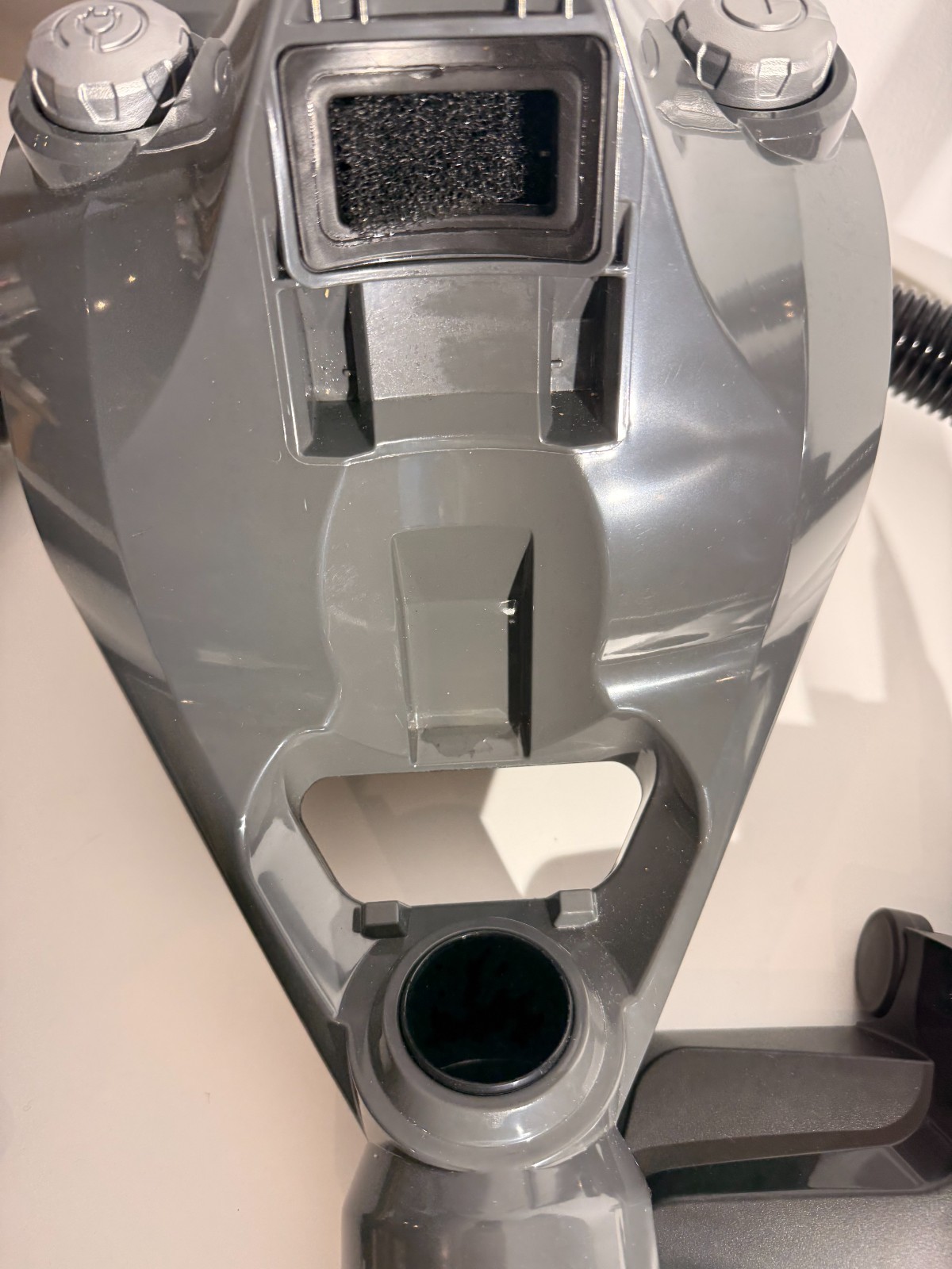 Amazon Basics cilindrinis dulkių siurblys (700 W) (naudota) — nuotrauka 4