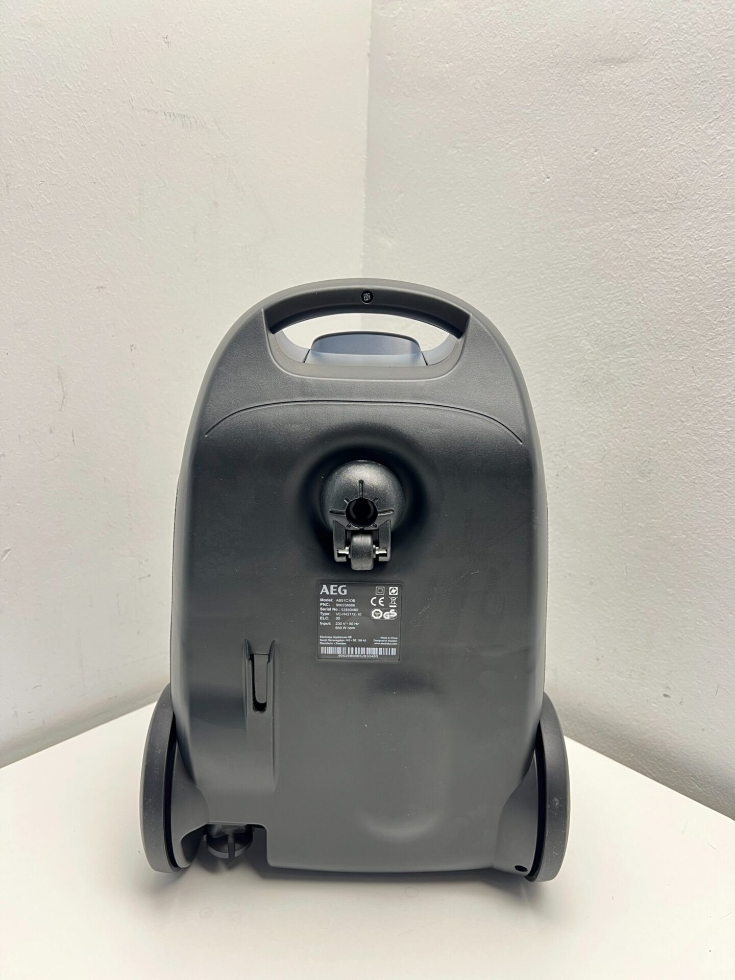 AEG grindų dulkių siurblys (Clean 5000) (naudota) — nuotrauka 7