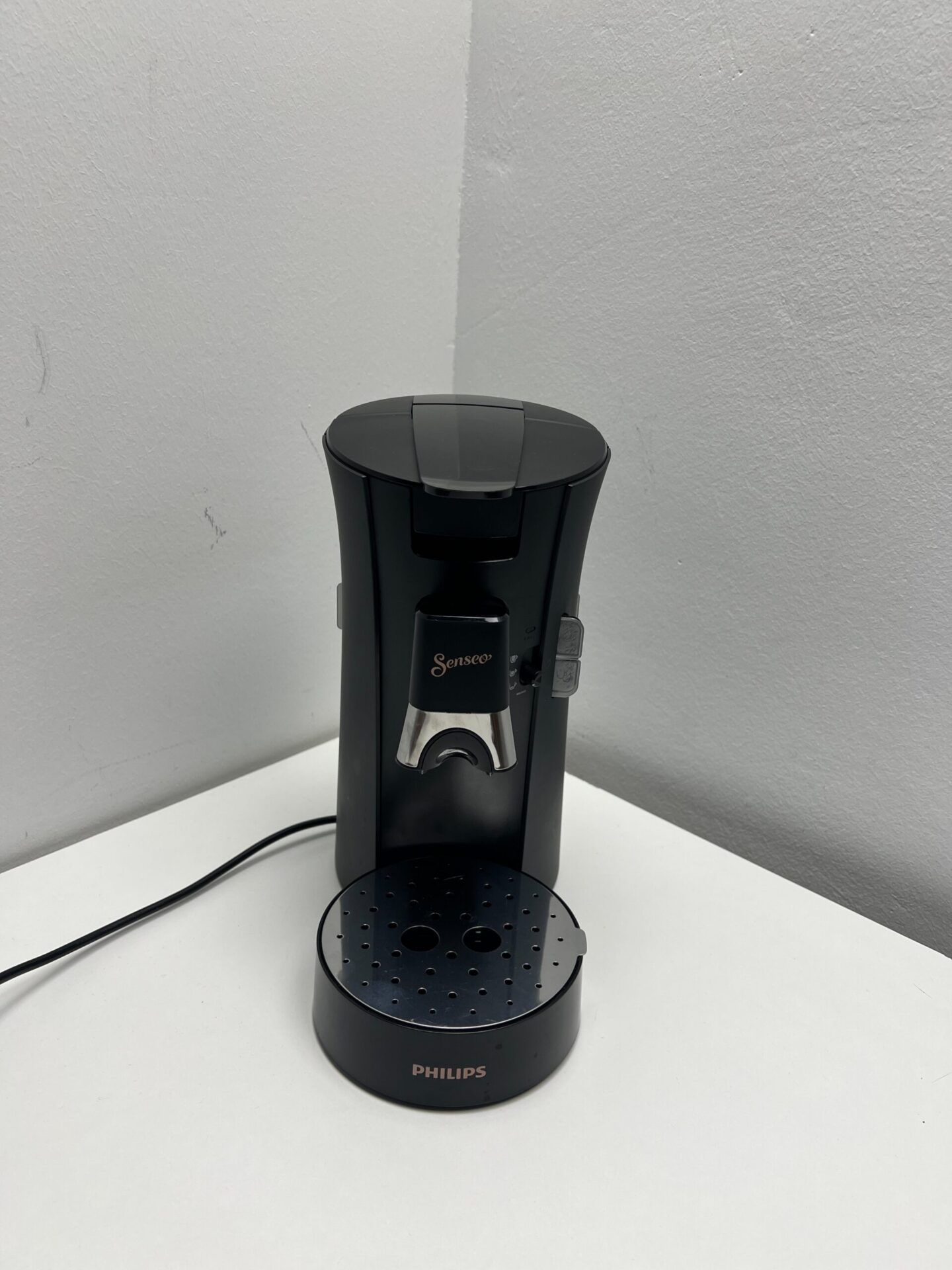 Philips kavos pagalvėlių aparatas (Senseo Select CSA240/60) (naudota) — nuotrauka 2