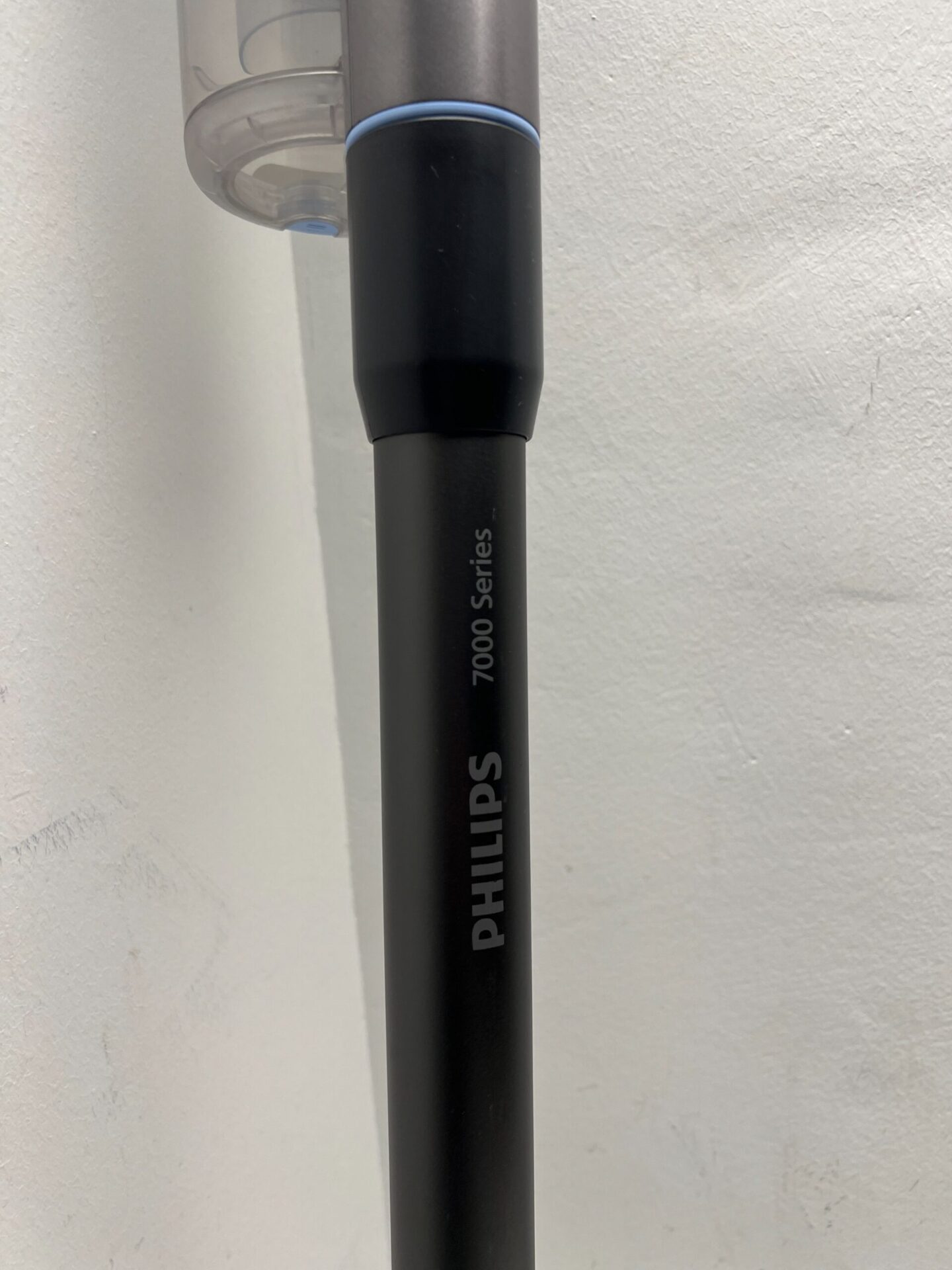 Philips akumuliatorinis dulkių siurblys (Aqua 7000 serija XC7053/01) (naudota) — nuotrauka 4
