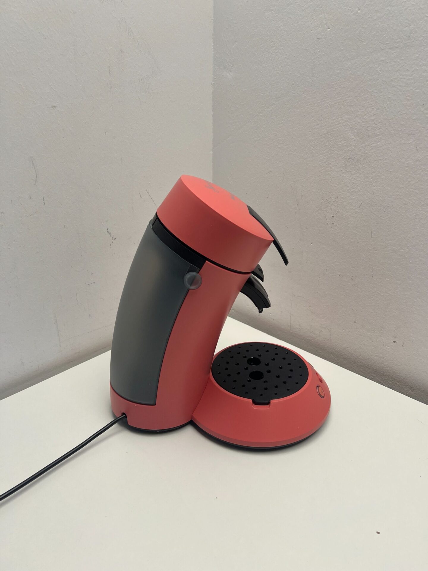 Philips kavos pagalvėlių aparatas (Senseo Original Plus CSA210/35) (naudota) — nuotrauka 4