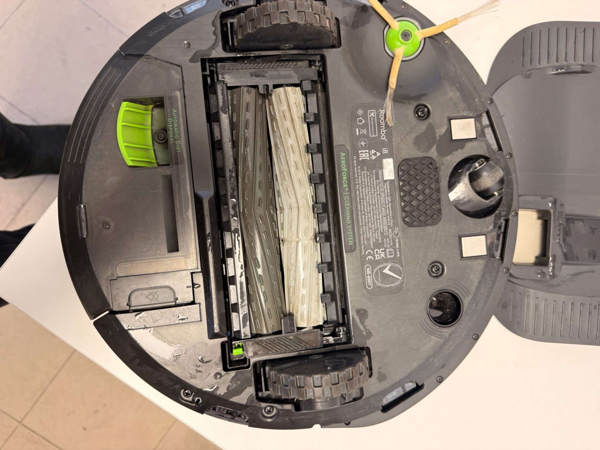 Robotas dulkių siurblys iRobot (Roomba Combo i8+ (i8576)) (naudota) — nuotrauka 6