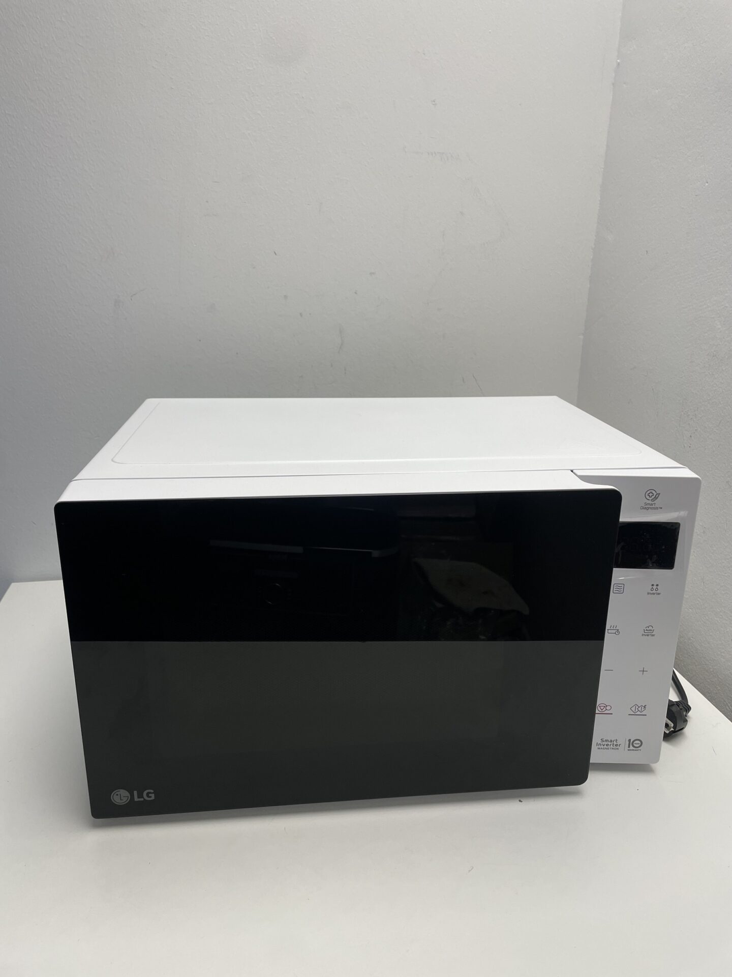 LG mikrobangų krosnelė (MS23NECBW) (naudota) — nuotrauka 2