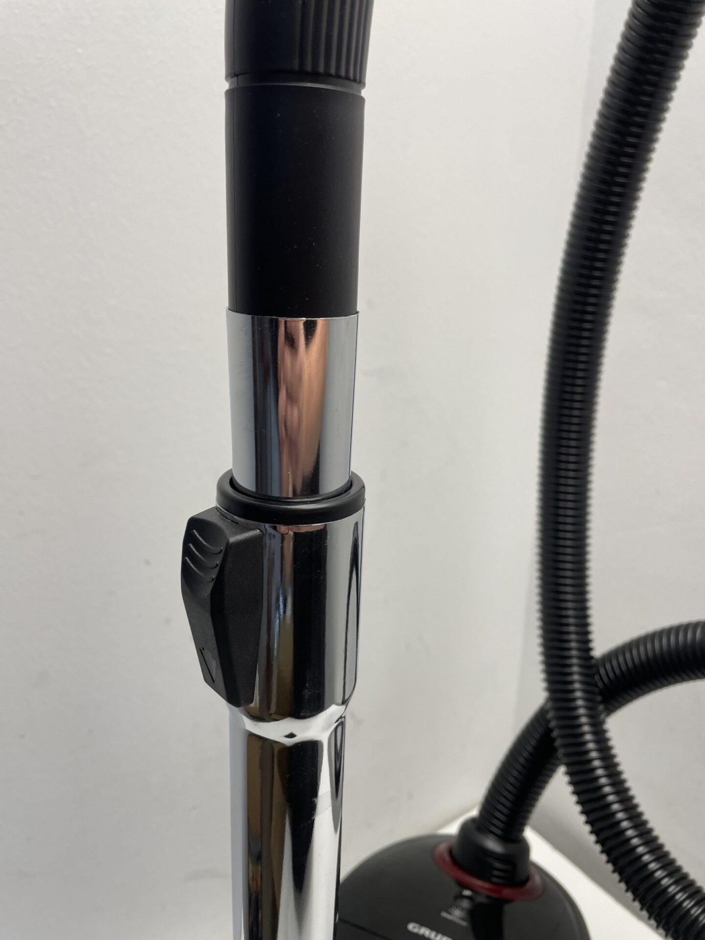 Grundig cilindrinis dulkių siurblys (VCC 3850 A) (naudota) — nuotrauka 11