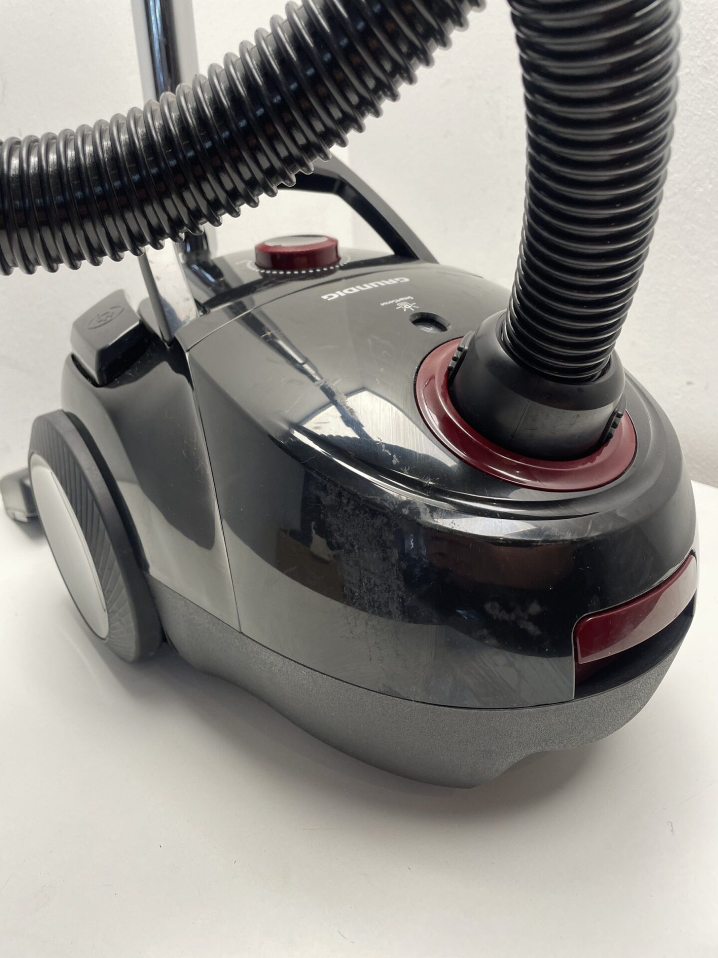 Grundig cilindrinis dulkių siurblys (VCC 3850 A) (naudota) — nuotrauka 3