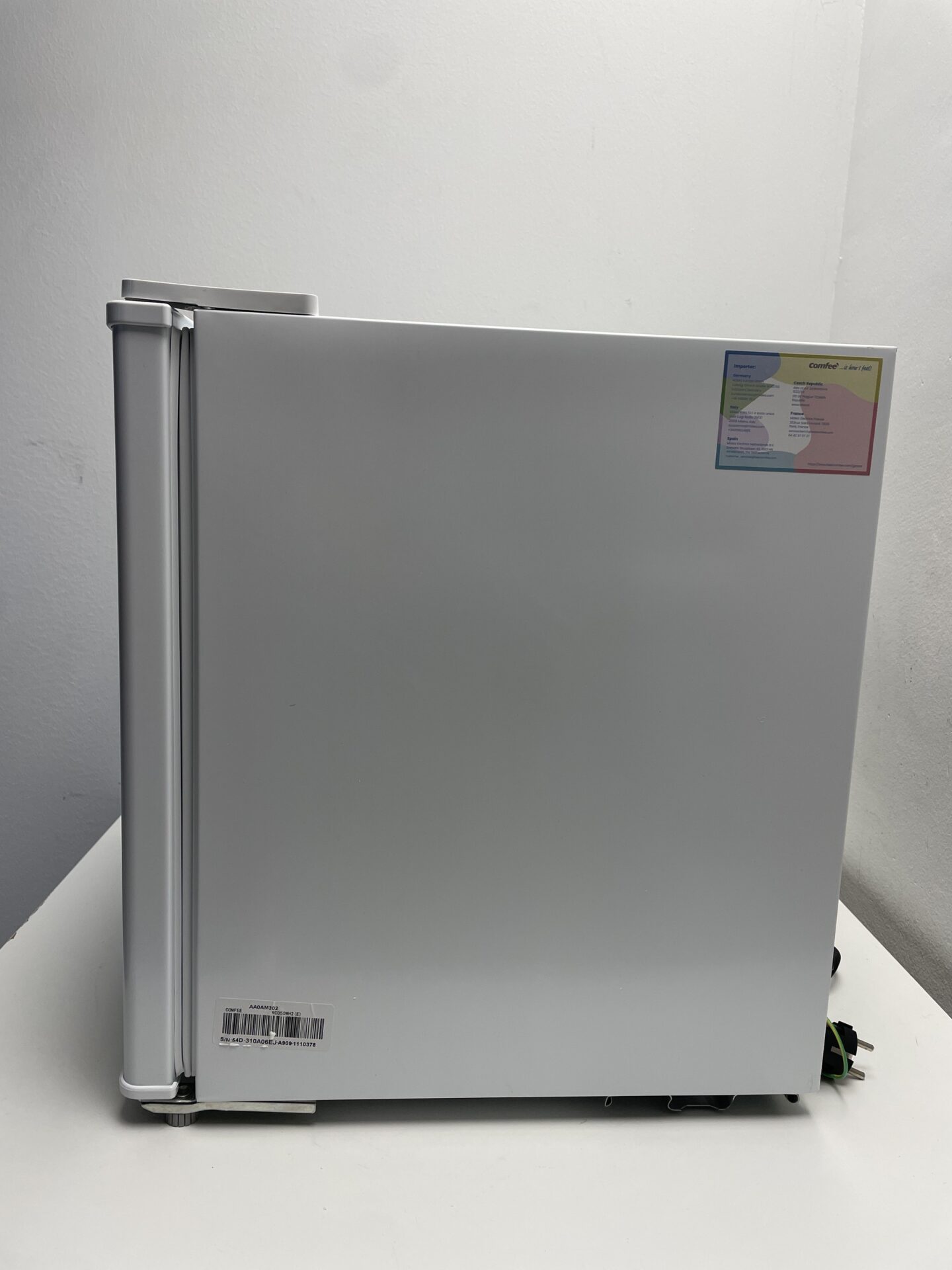 Mini šaldytuvas Comfee (RCD50WH2(E)) (naudota) — nuotrauka 13