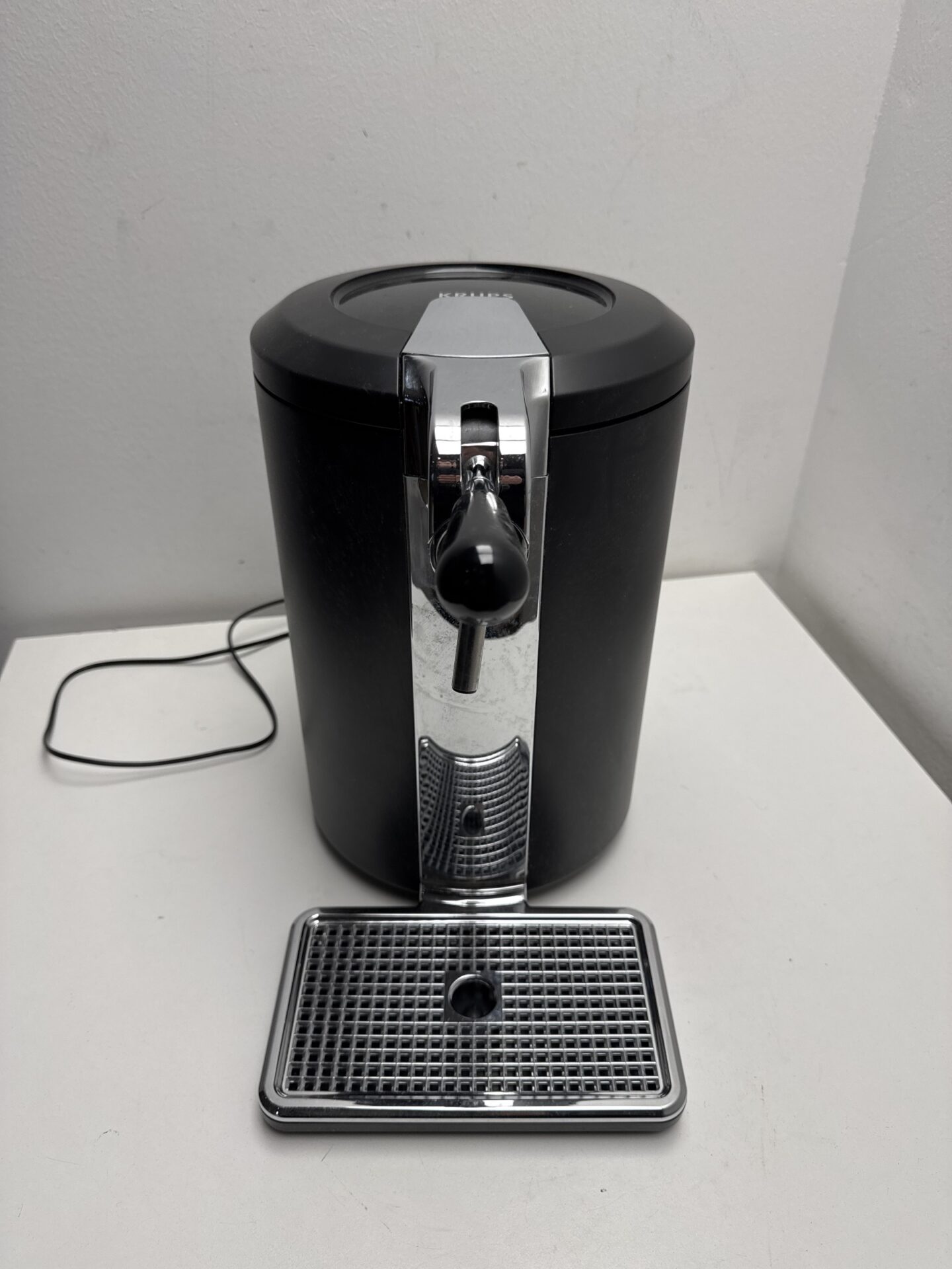 Krups Beertender Compact VB450E10 (naudota)