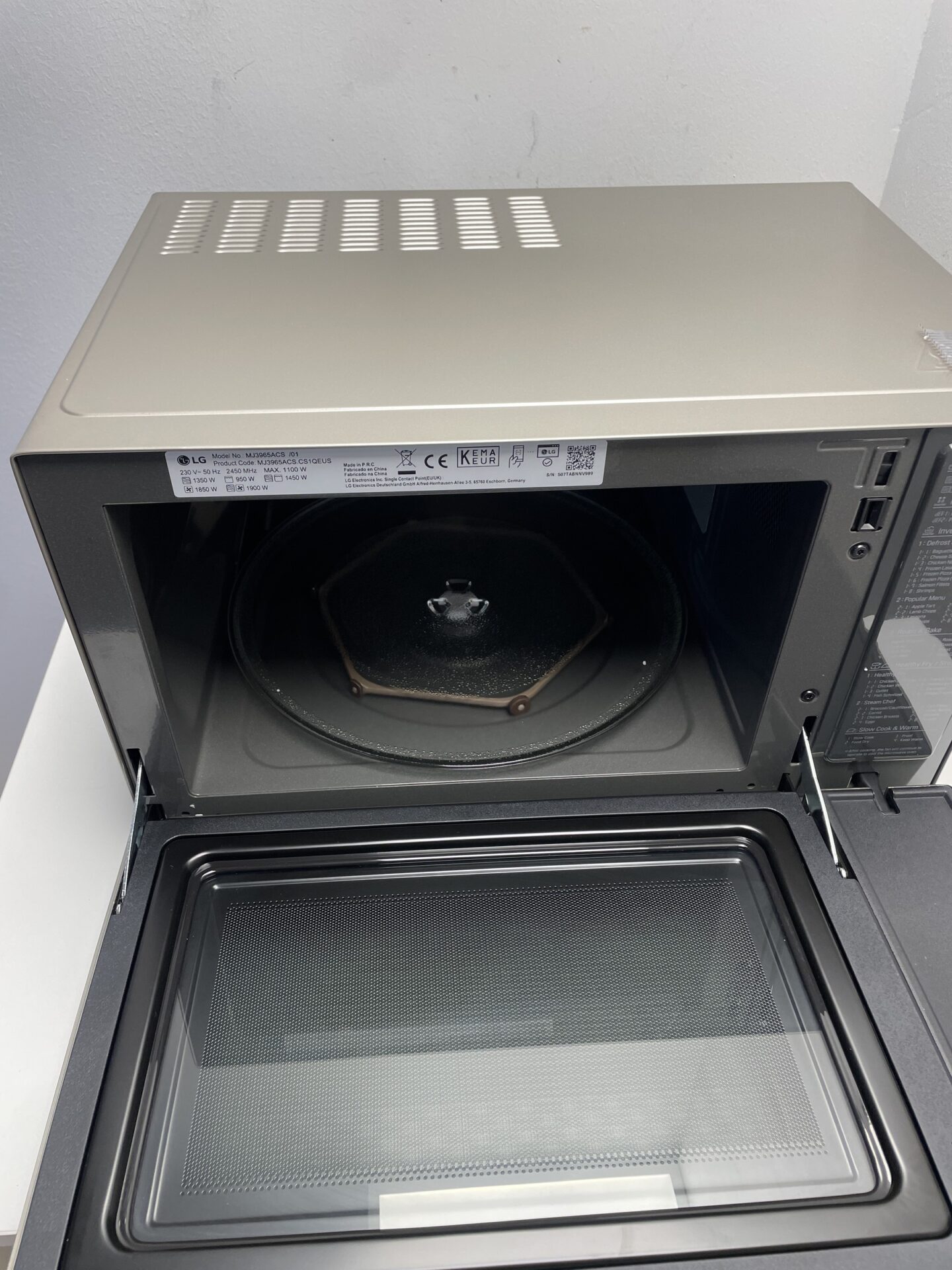 LG mikrobangų krosnelė (MJ3965ACS) (naudota) — nuotrauka 6